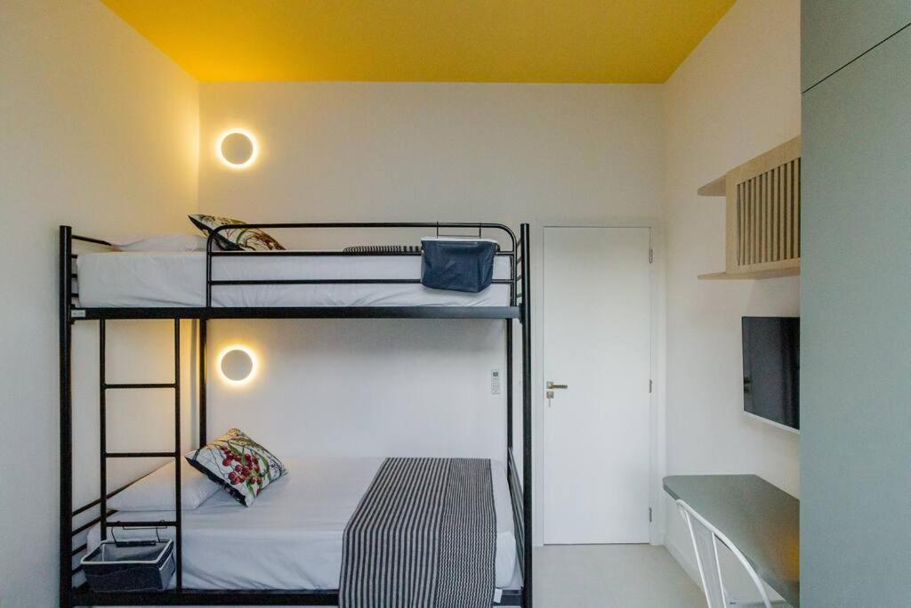 Com Vaga No Arpoador Apartment